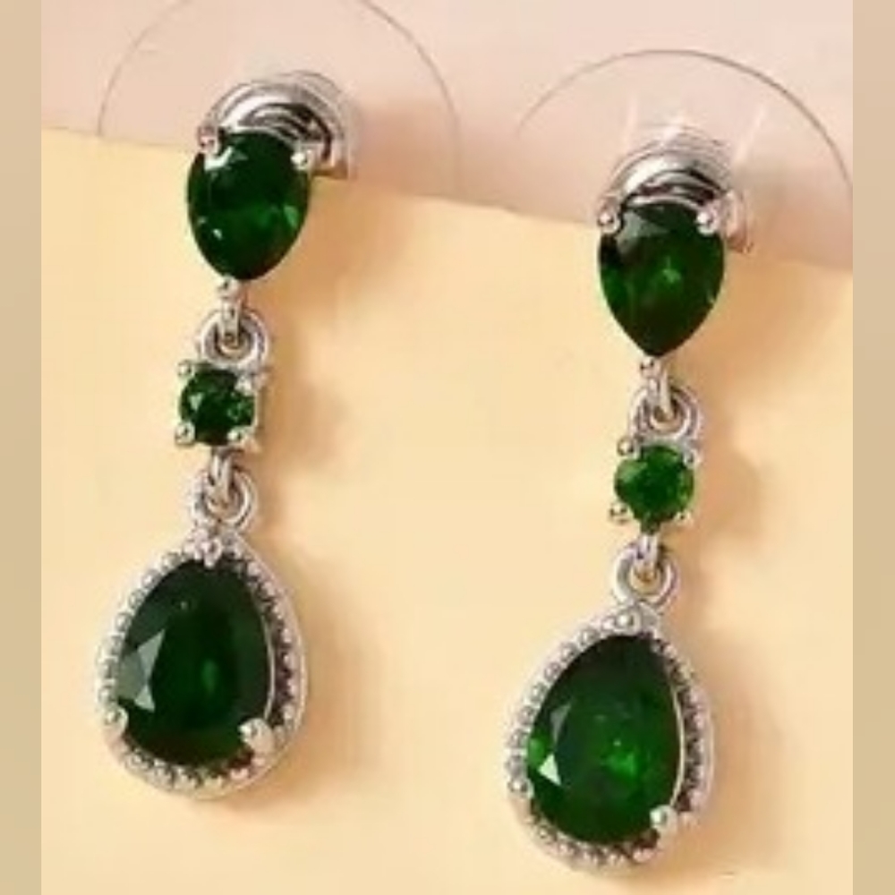 Chrome Diopside Dangle Earrings in Platinum Over Sterling Silver - Picture 2 of 4